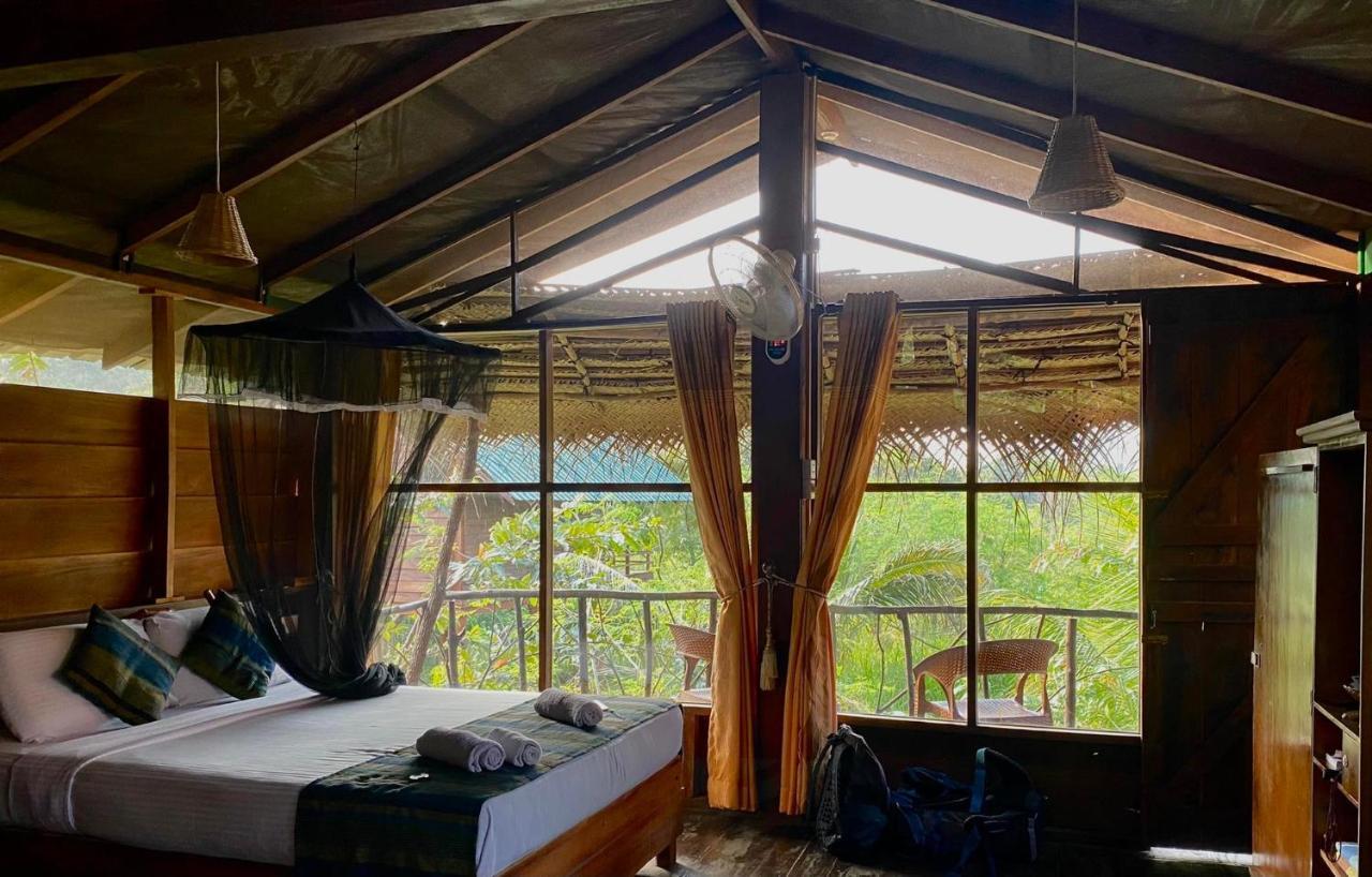 Chena Huts Eco Resort สิกิริยา ภายนอก รูปภาพ